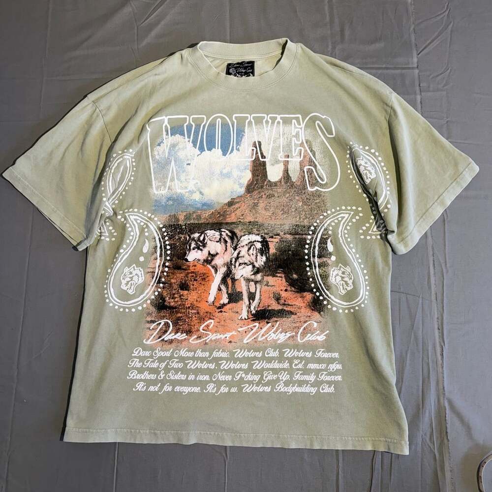 Darc Sport Wolves Club T-Shirt Size L Sage Green Wolves Landscape Graphic